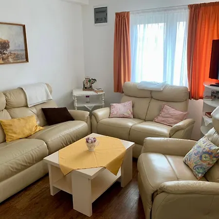 Nyaraló Sára Buzsák Csisztapuszta