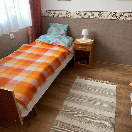 Sára Buzsák Nyaraló *