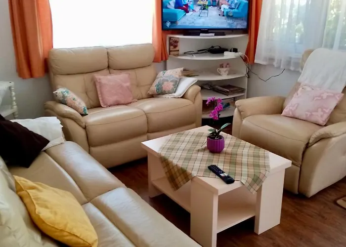 Sára Buzsák * Csisztapuszta